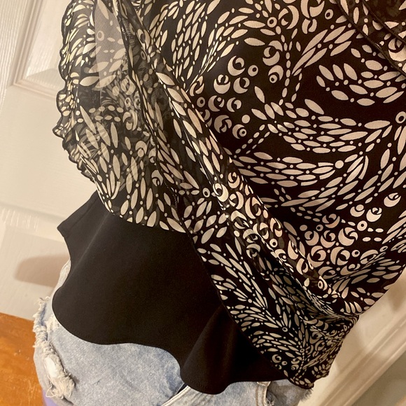 VINTAGE R&K ORIGINALS PETITE Black and white Top - Picture 11 of 13